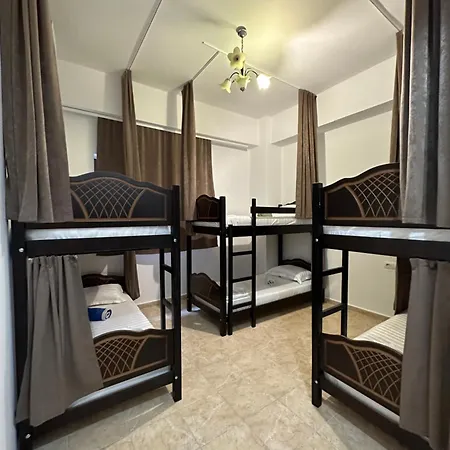 Hanna's Hostel *